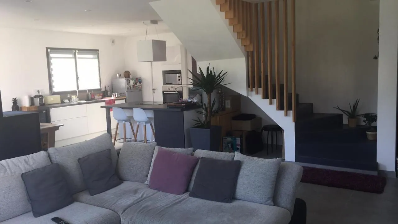 Agreable Maison Moderne Le Hézo 別荘